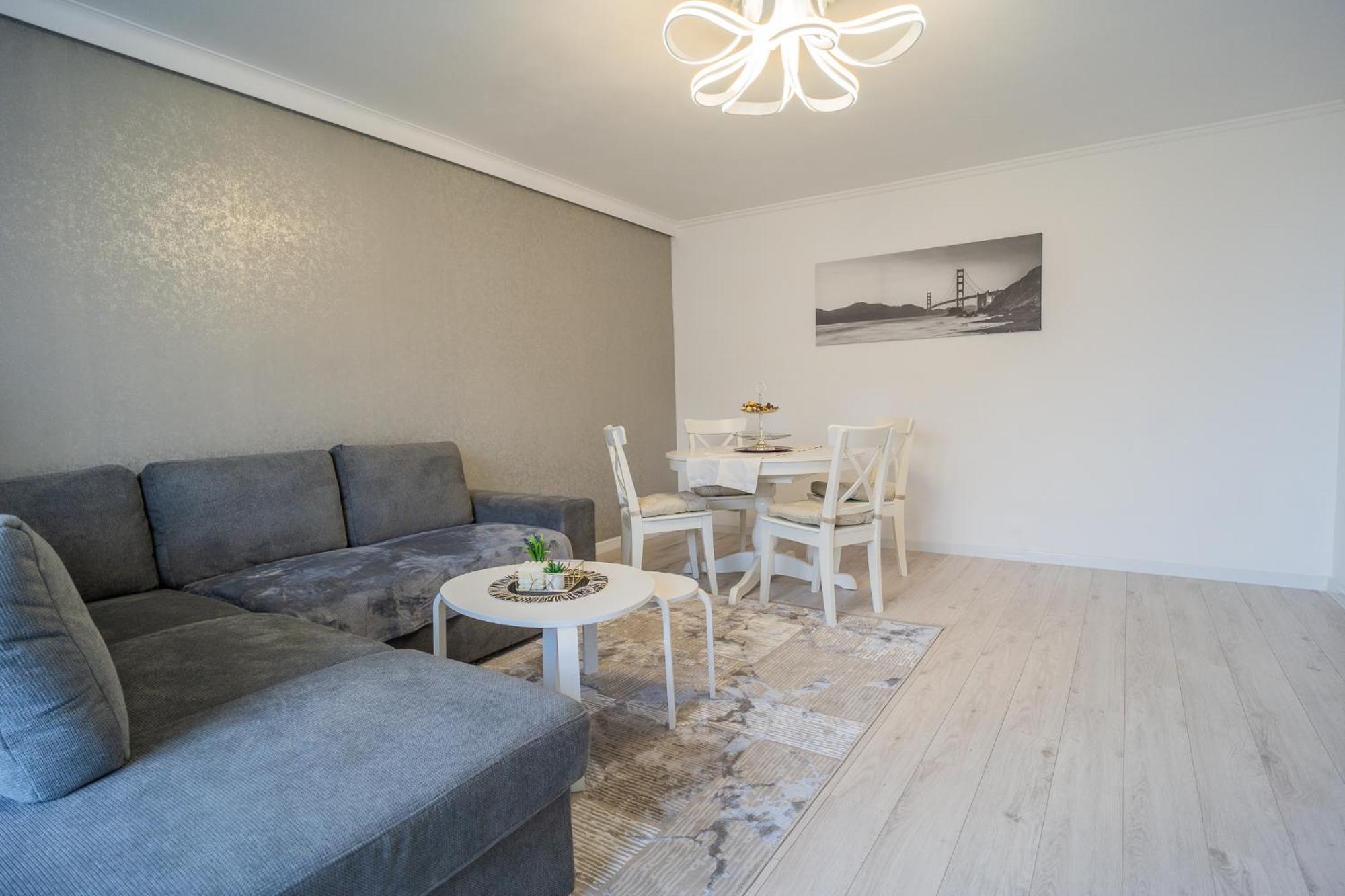 Luxury 2Br On Decebal Avenue Apartman Bukarest Kültér fotó