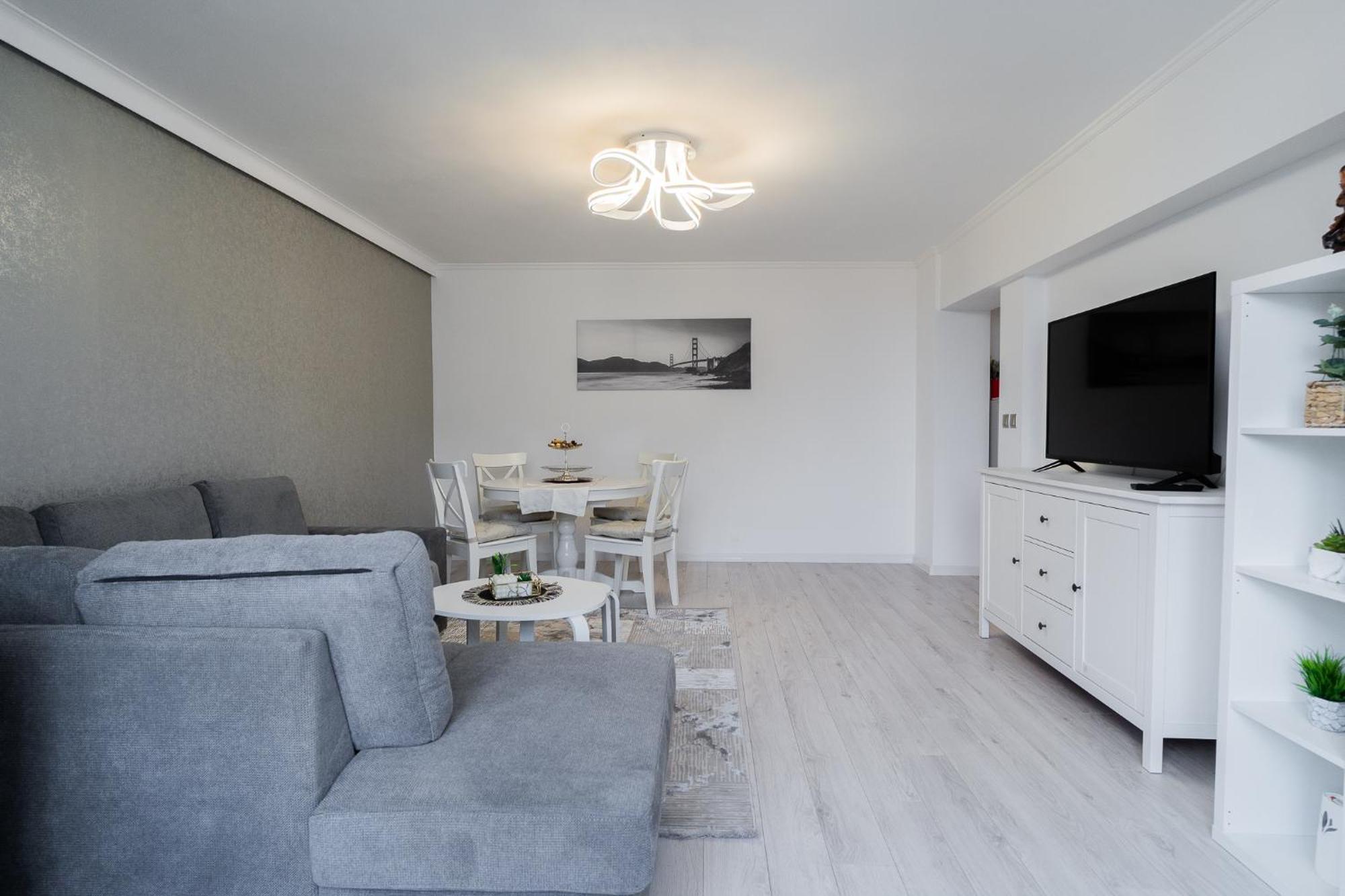 Luxury 2Br On Decebal Avenue Apartman Bukarest Kültér fotó