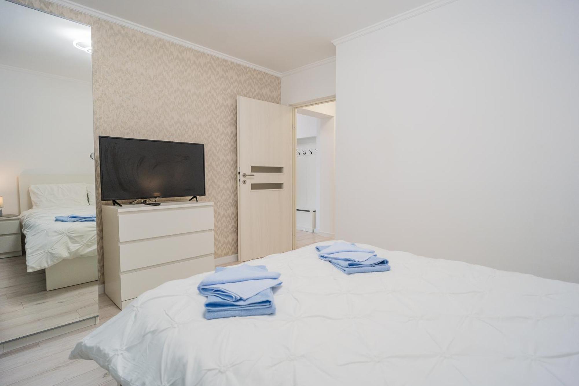 Luxury 2Br On Decebal Avenue Apartman Bukarest Kültér fotó